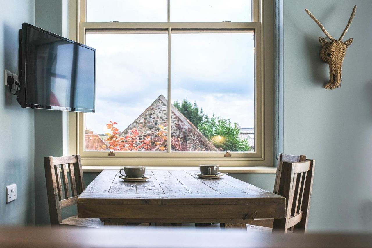 The Globe Inn Wells-next-the-Sea Exteriör bild